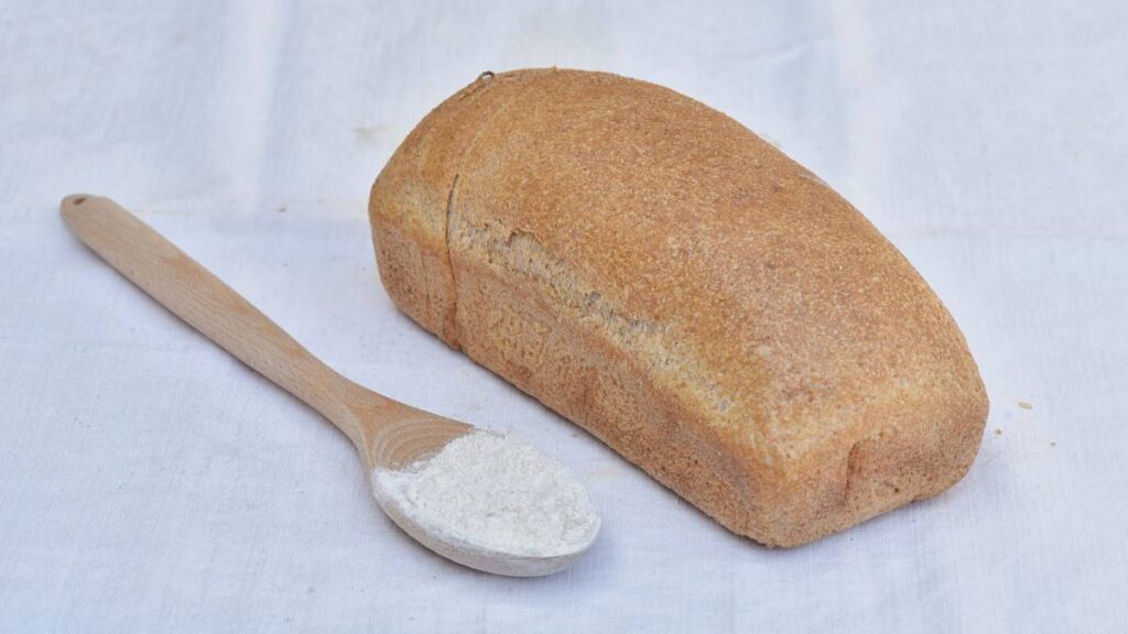 Pane semi integrale a cassetta